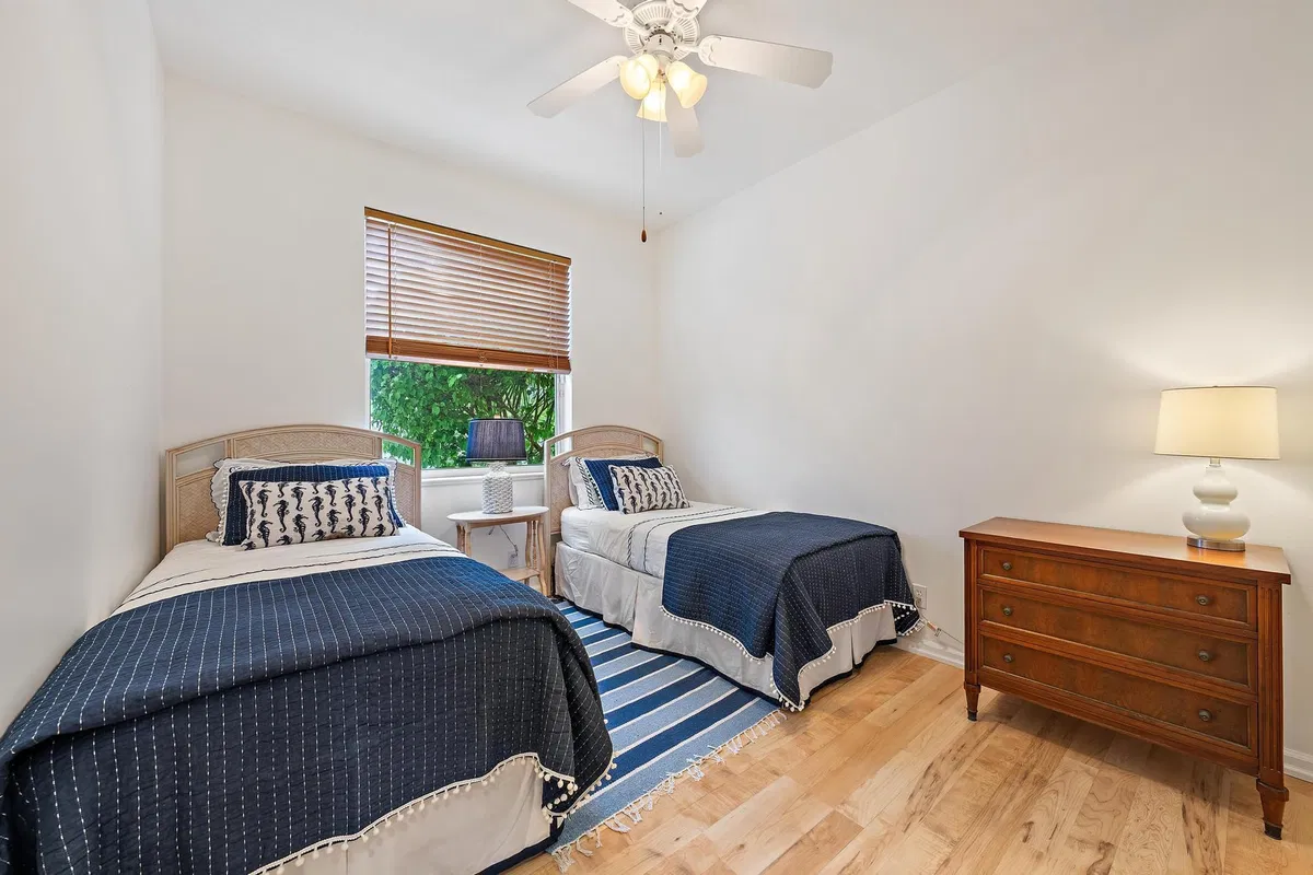  Residence photo 22