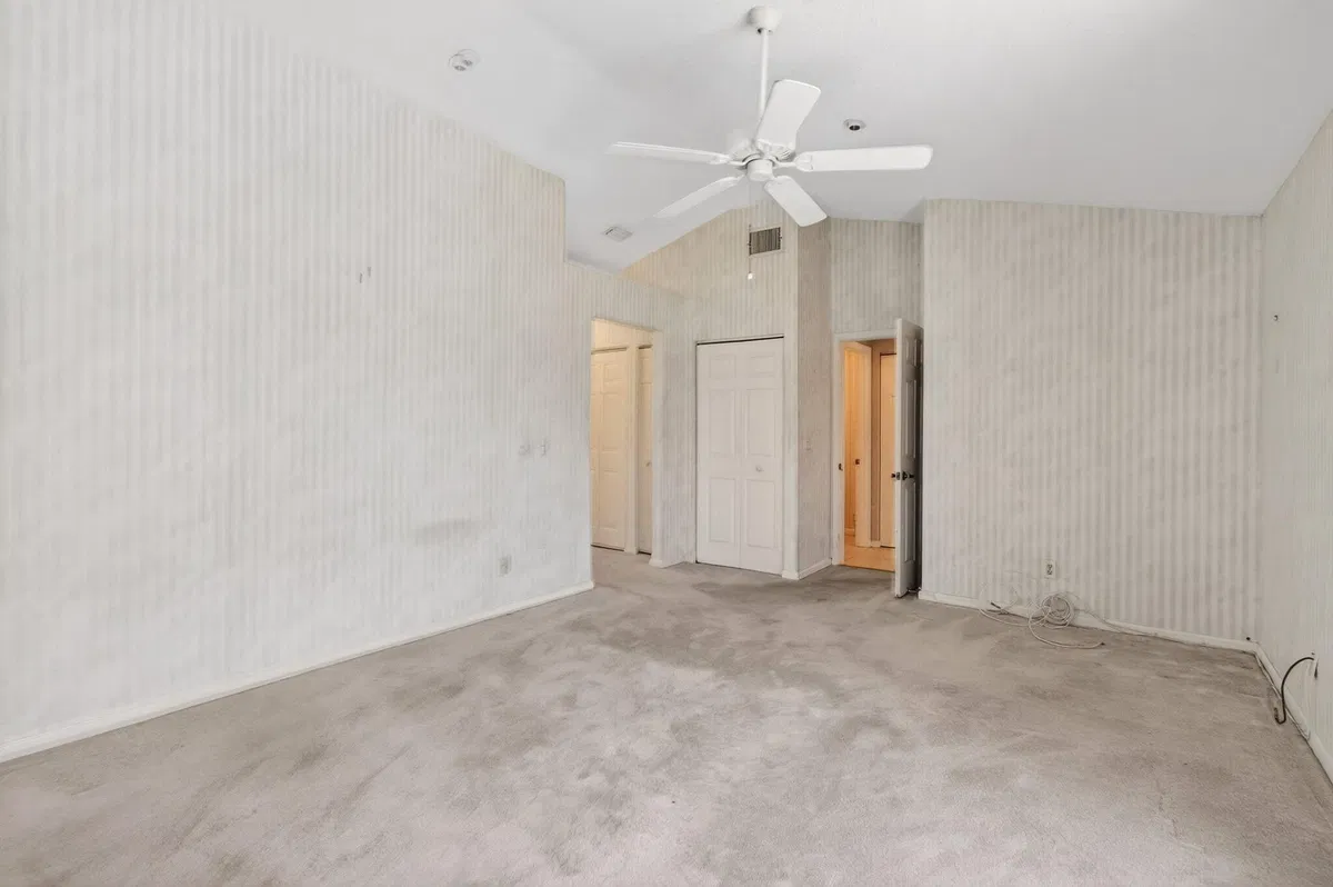 Residence photo 52