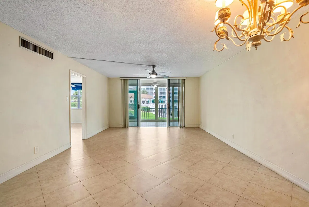  Unit 153 photo 16