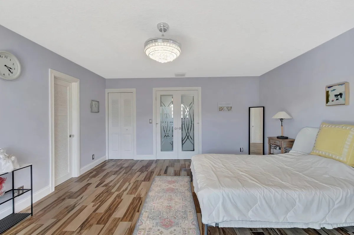 Unit 6 photo 28