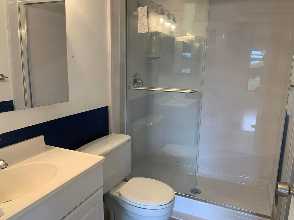 Unit B3 photo 13