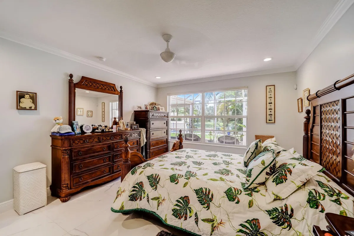 Residence photo 19