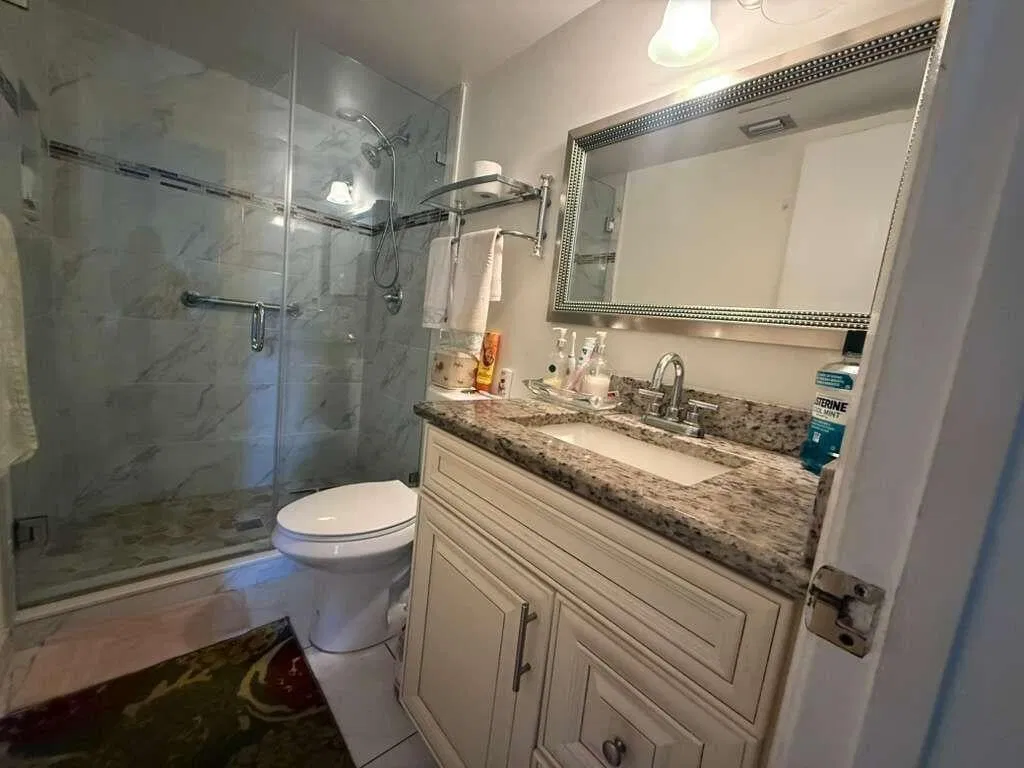 Unit D2 photo 10