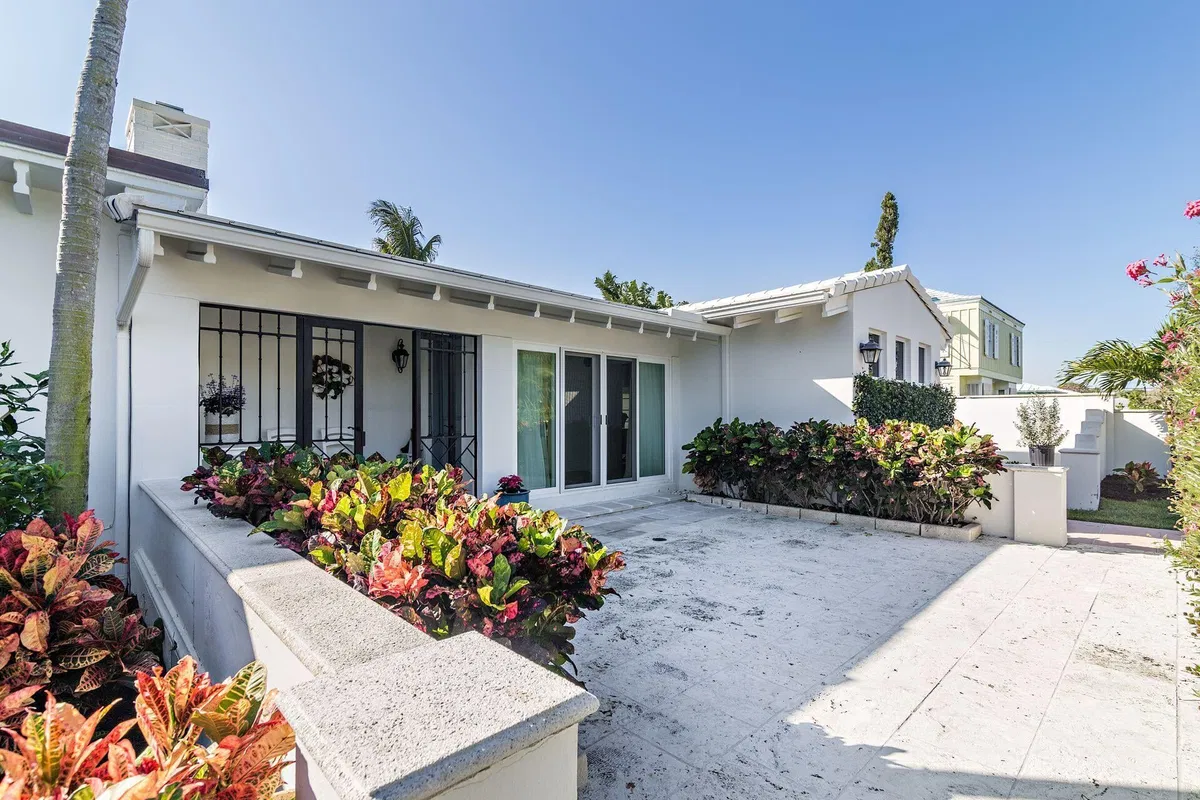 SoSo West Palm Beach Residence photo 4
