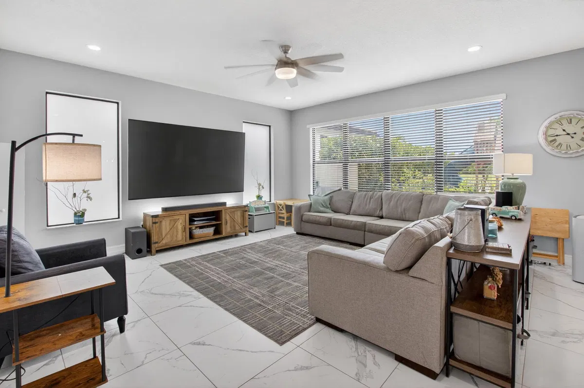 Residence photo 10