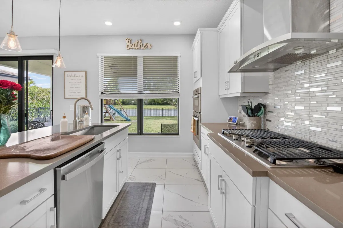 Residence photo 22