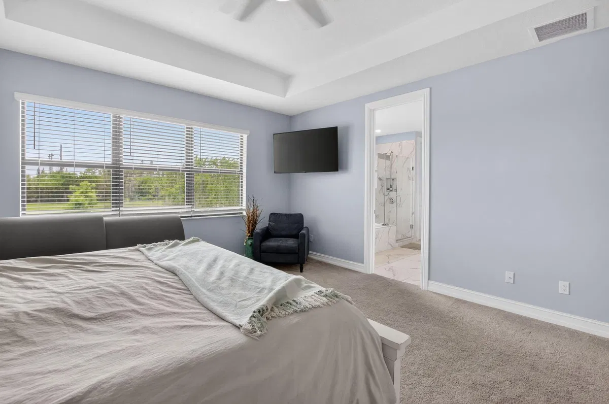 Residence photo 43