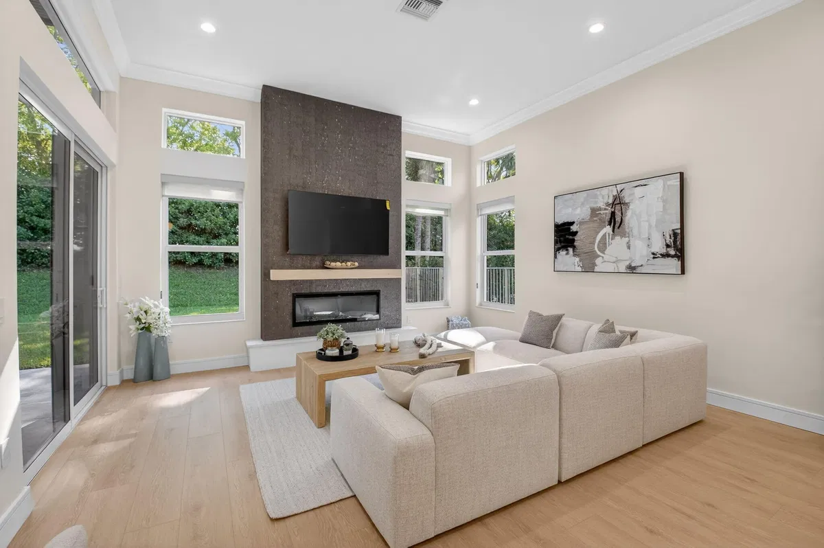 Saturnia Boca Raton Residence photo 13