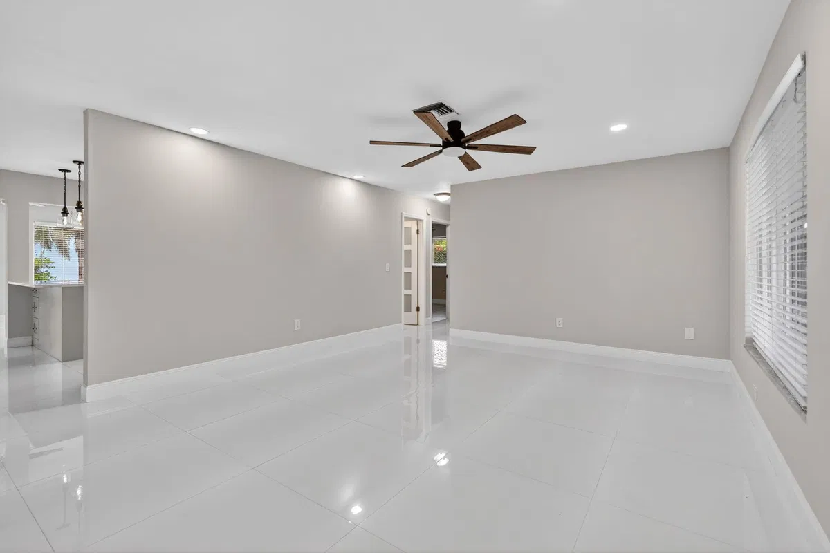  Residence photo 13