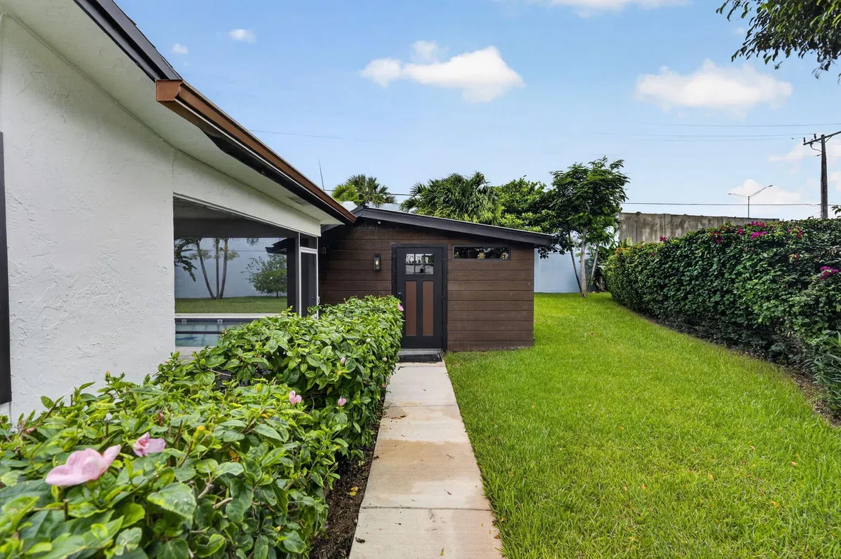 Residence photo 61