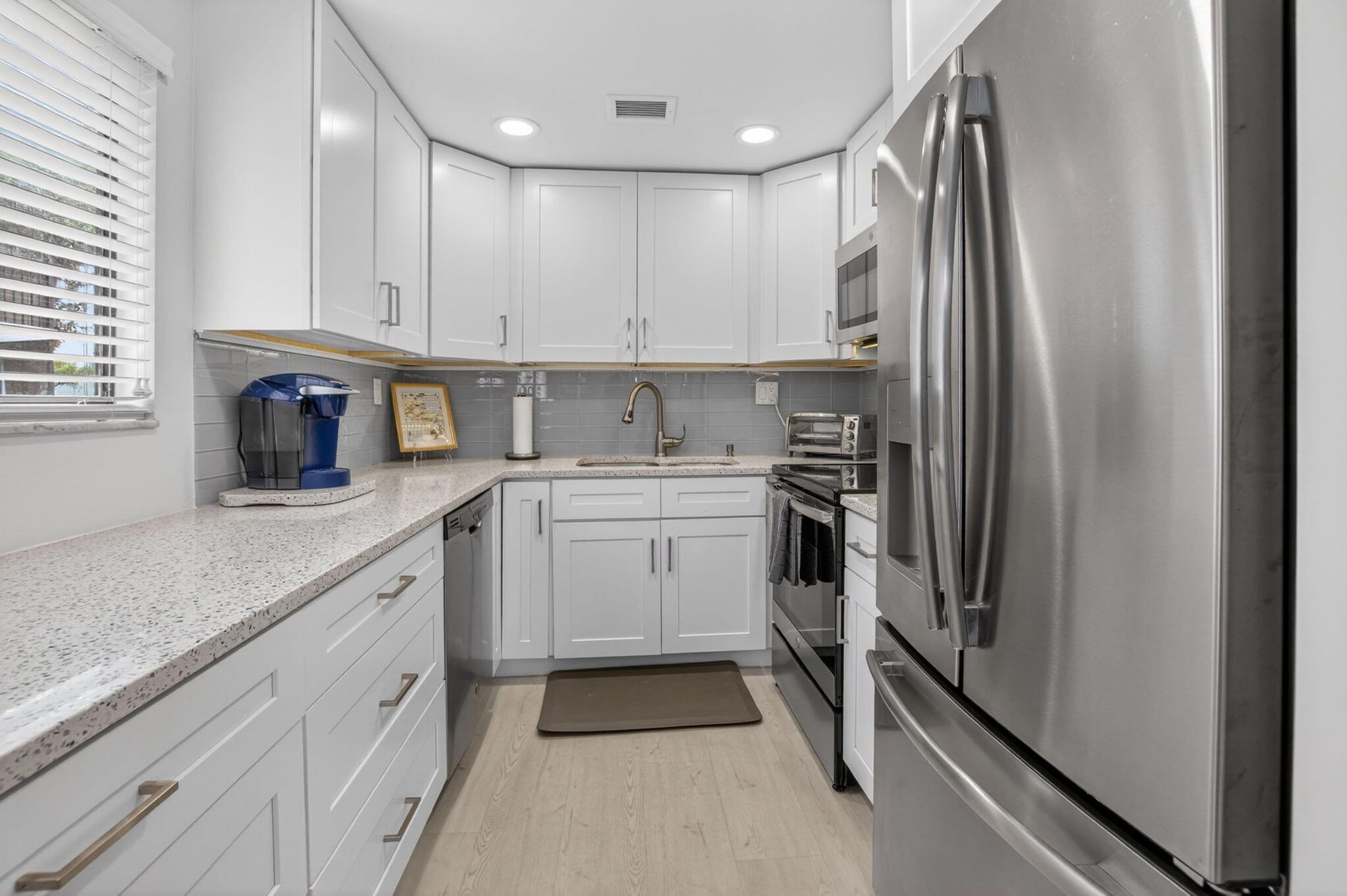  Unit 82 photo 10