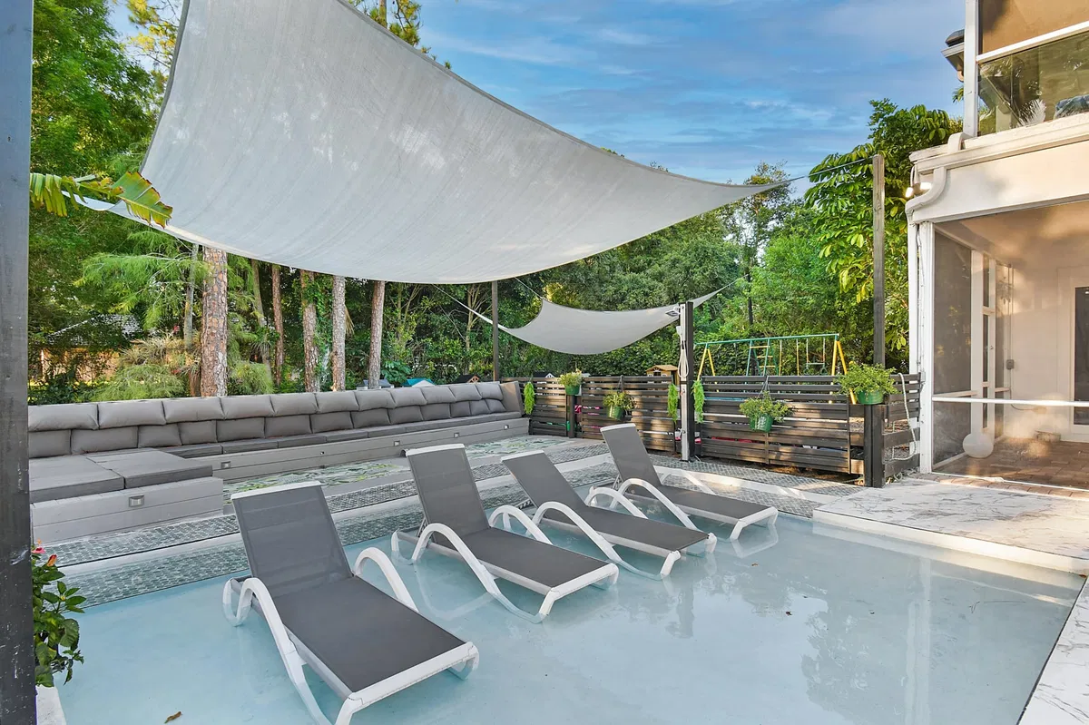 Paddock Park 1 Residence photo 31
