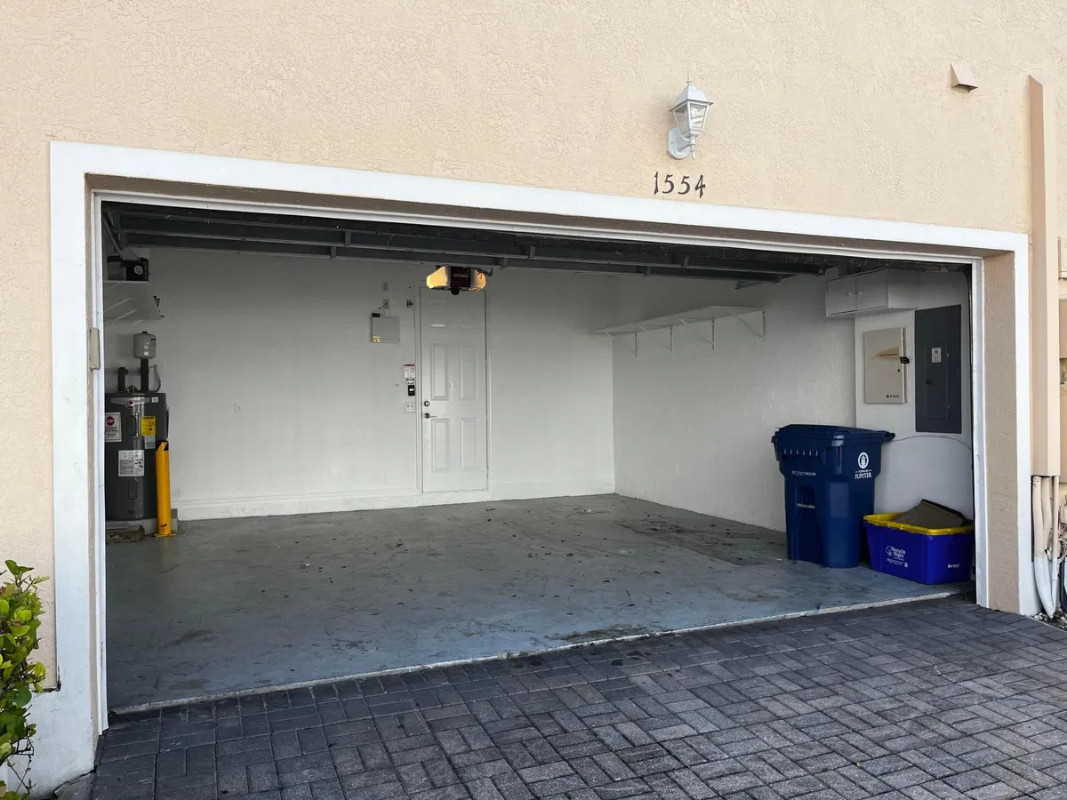 Residence photo 28
