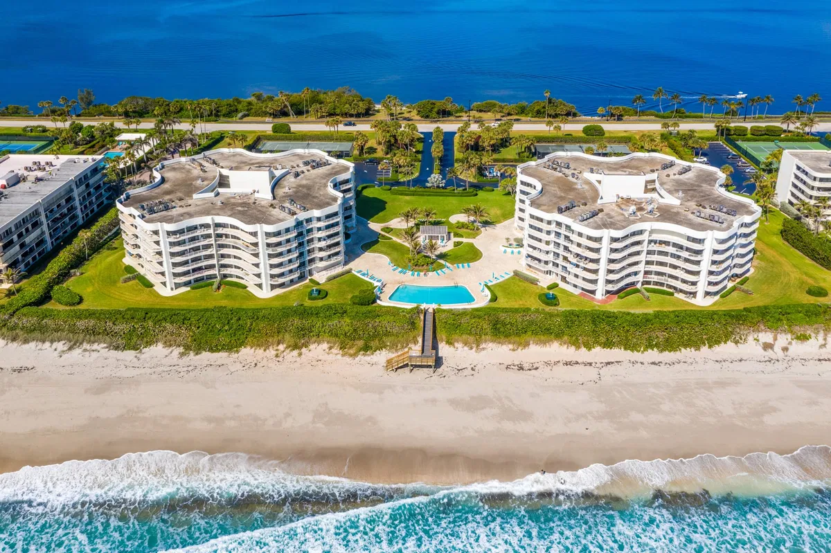 3360 South Ocean Unit 1 D I