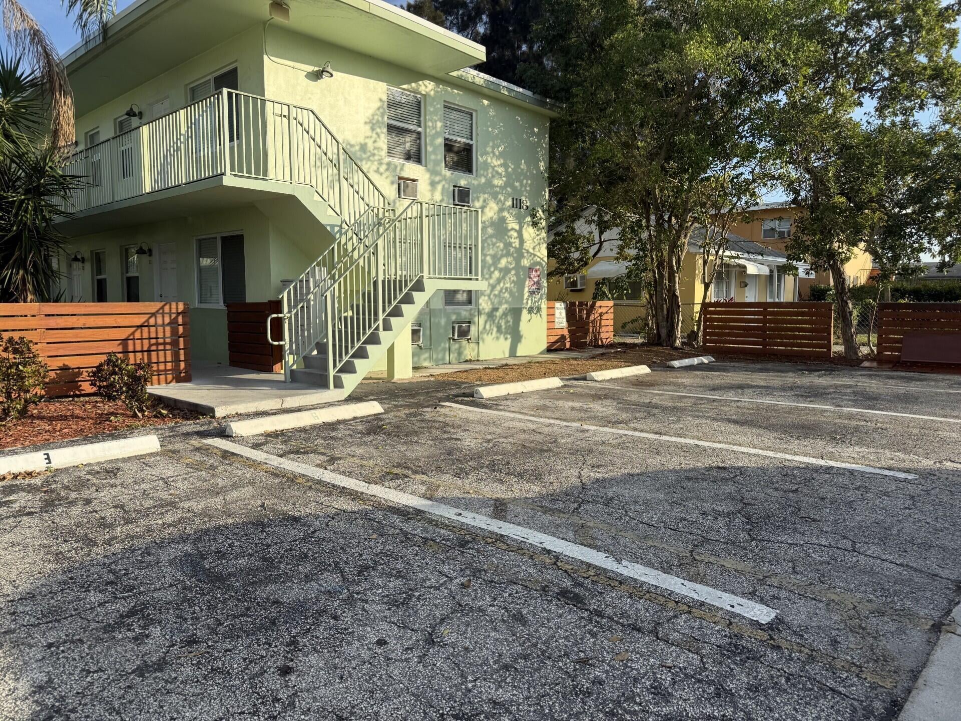 Unit 15 photo 10