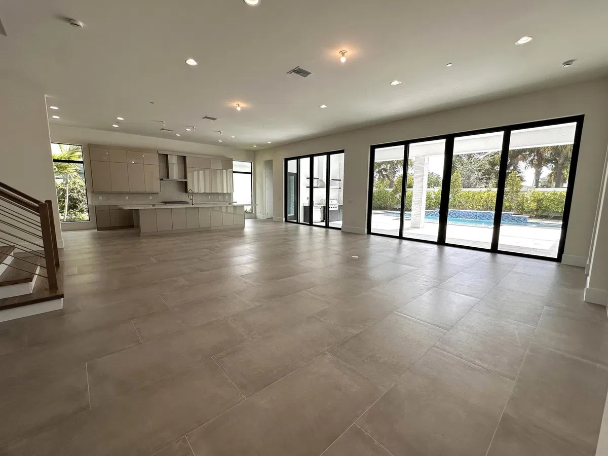 Avenir Unit {lot #05} photo 10