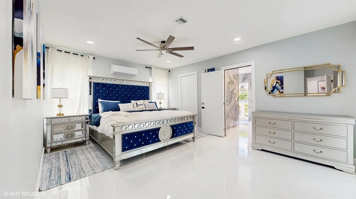 Residence photo 4