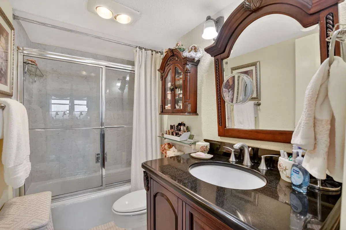 Boca Towers Unit 705e photo 13