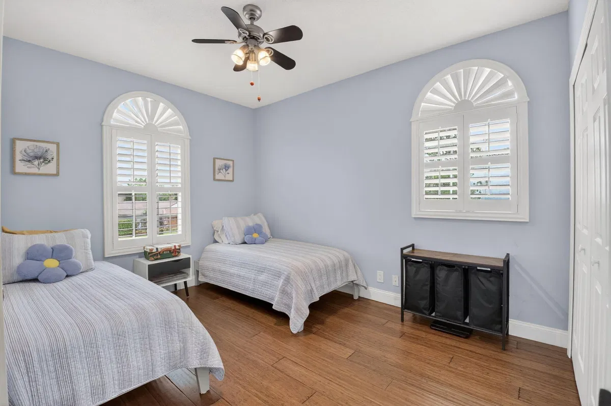 Residence photo 49