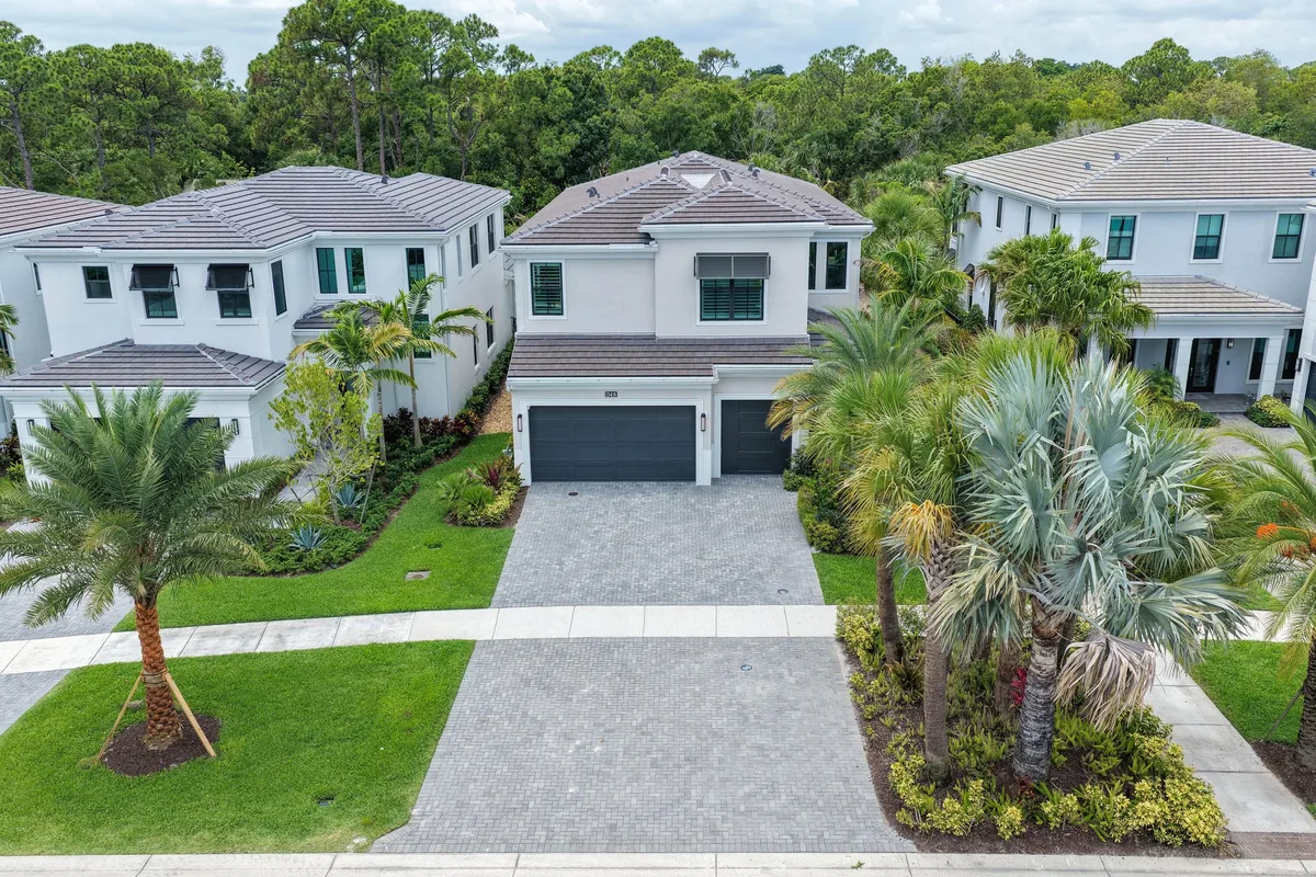 Artistry Palm Beach Gardens Residence photo 4