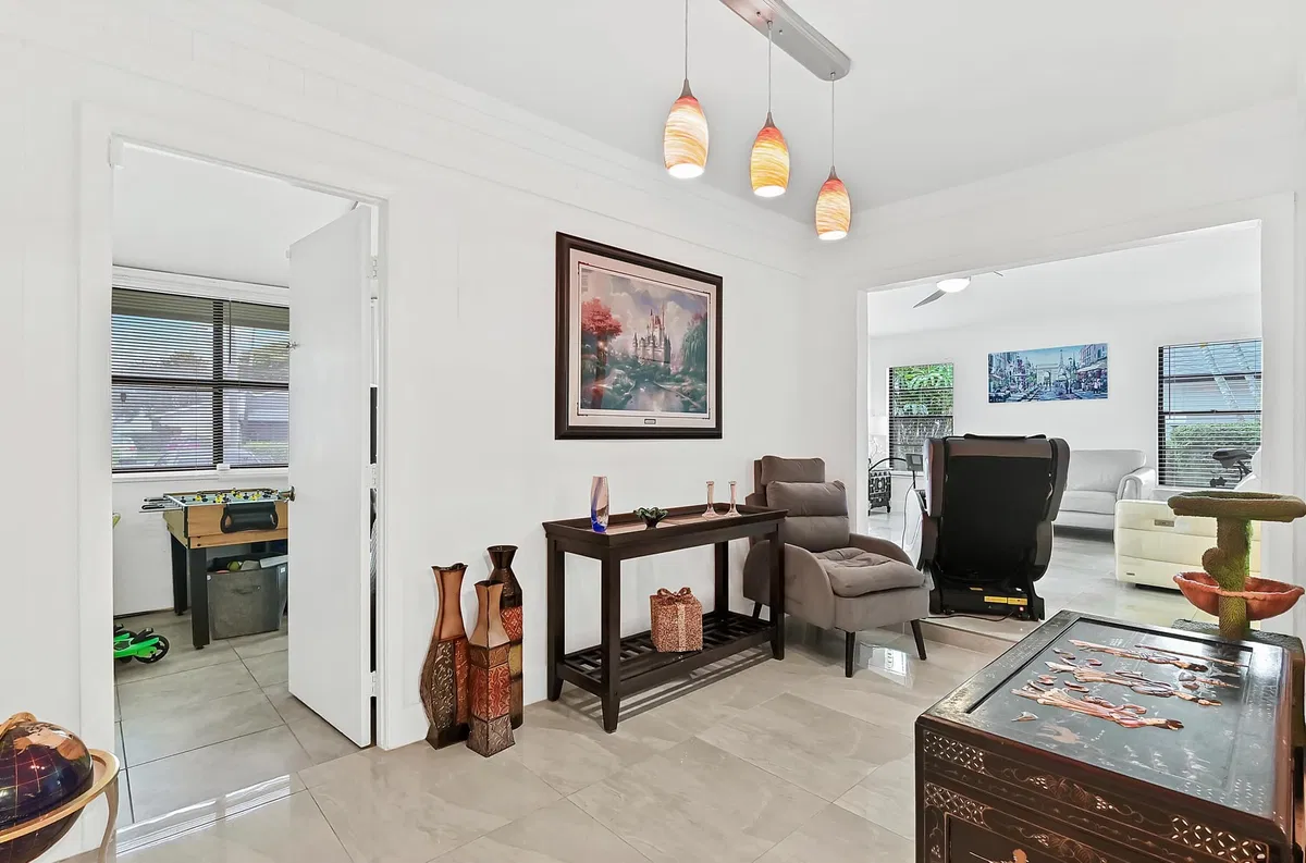 Residence photo 10
