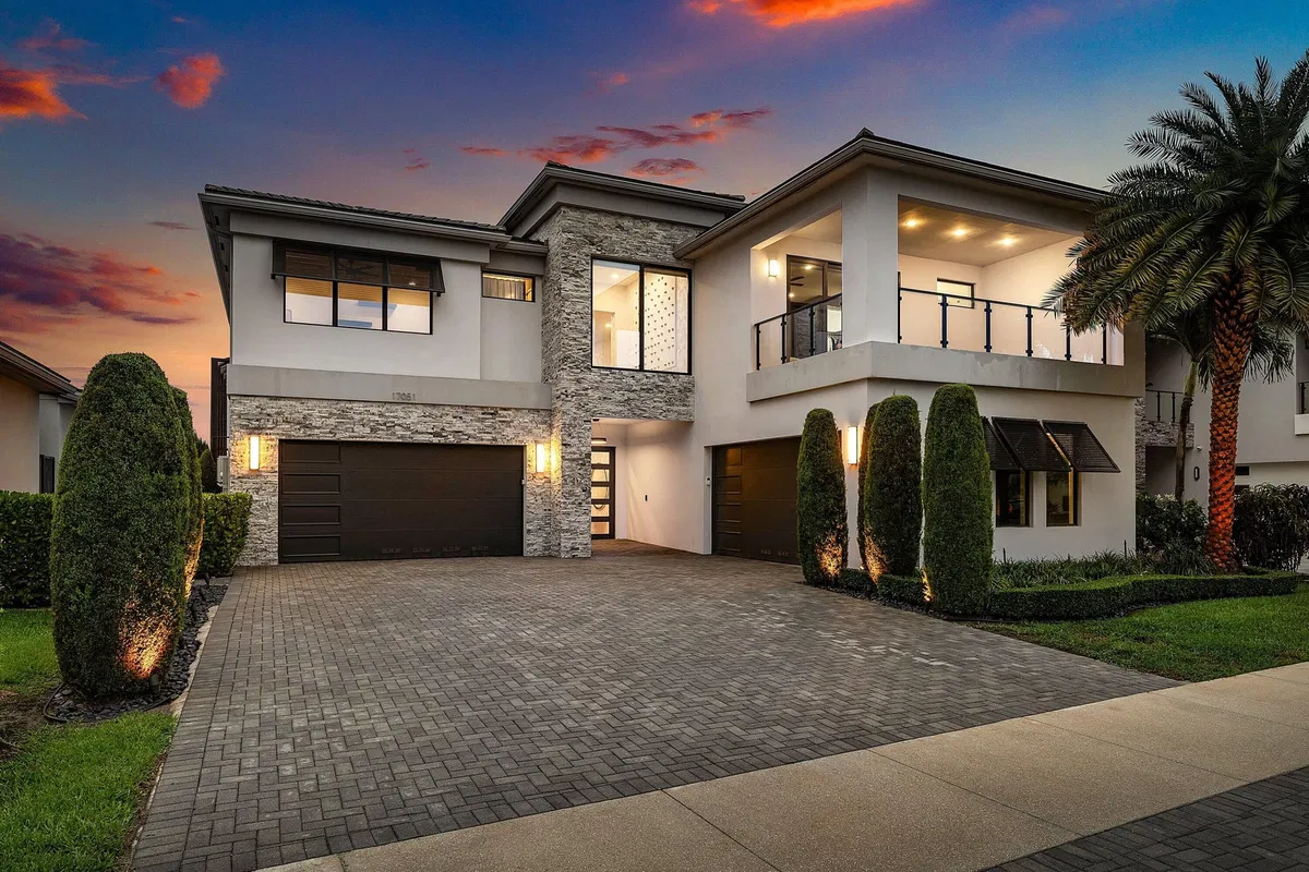 Boca Bridges Residence