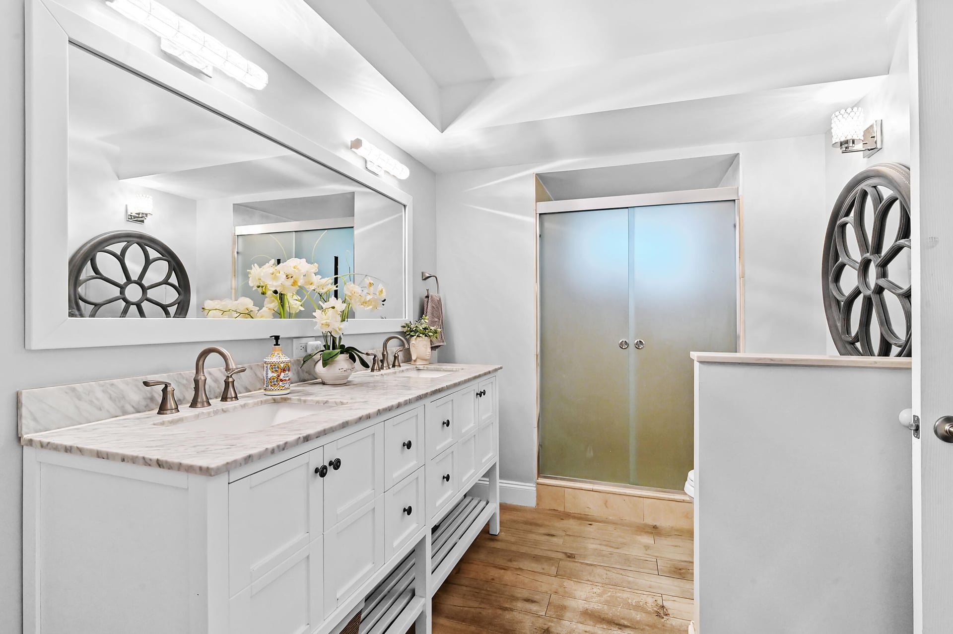 Unit 124 photo 25