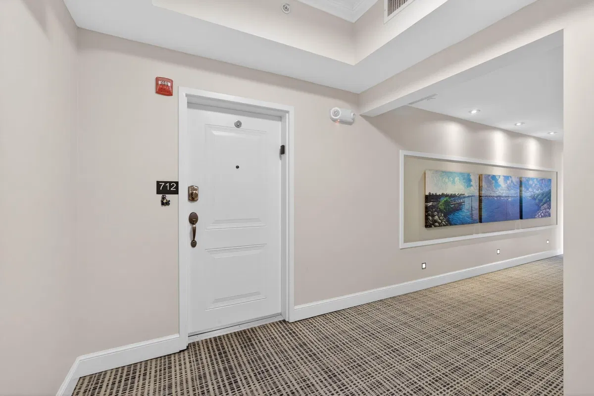 Residence photo 7