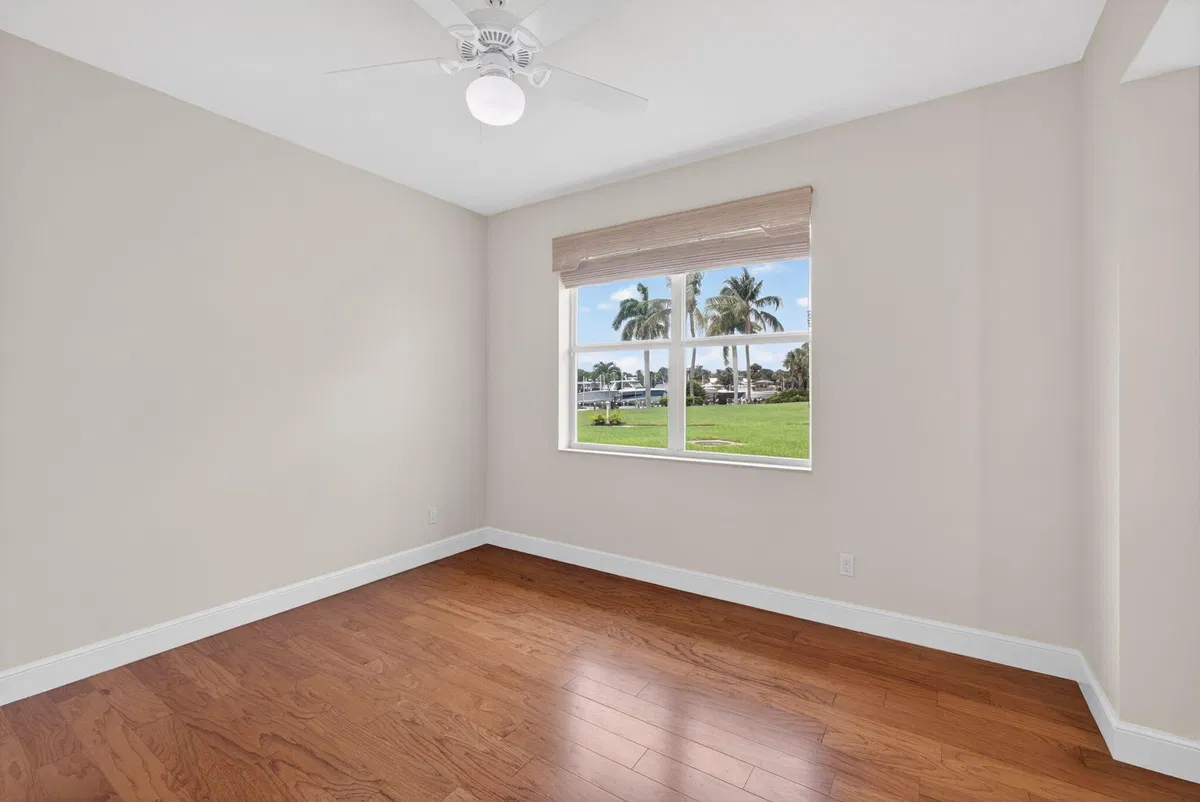 Residence photo 13