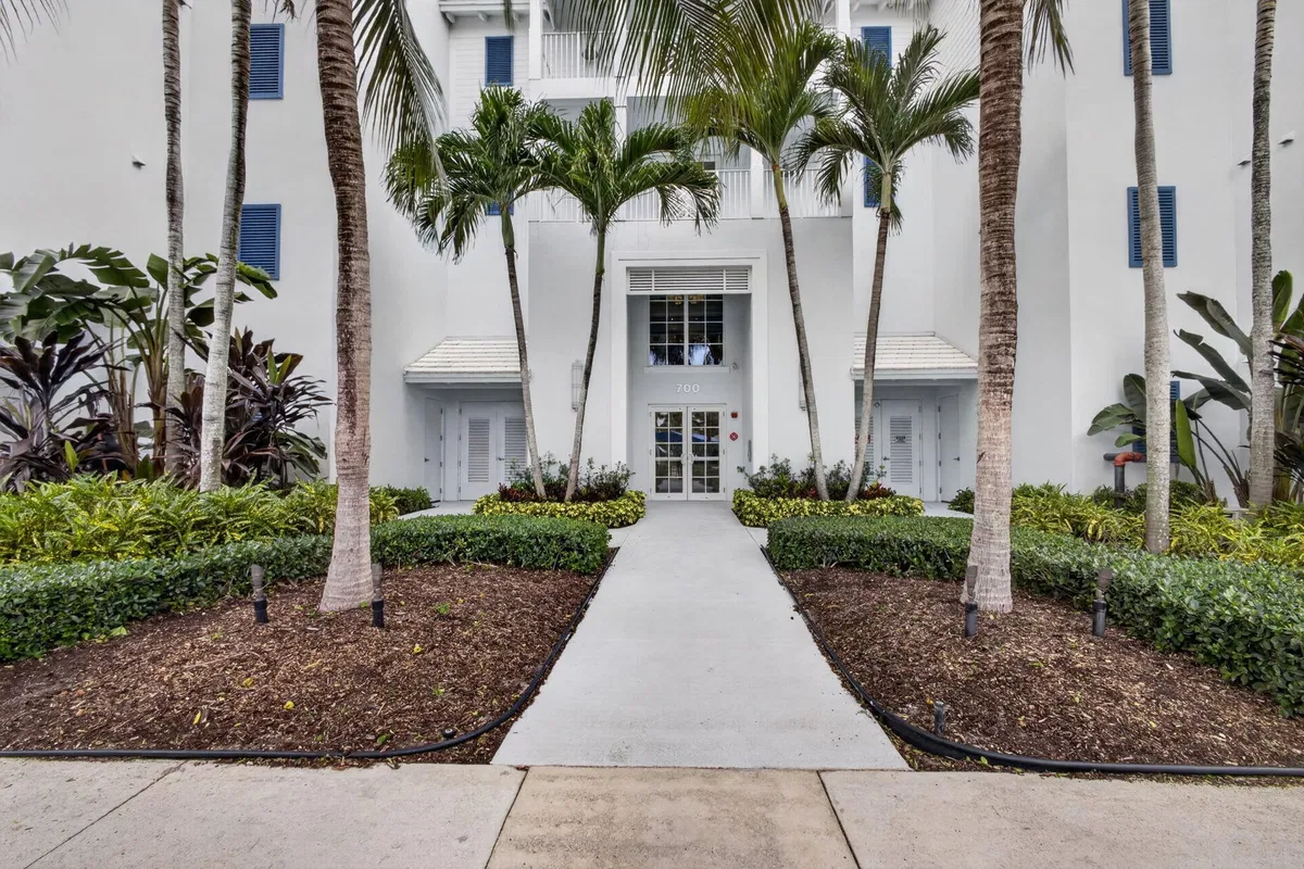 Residence photo 49