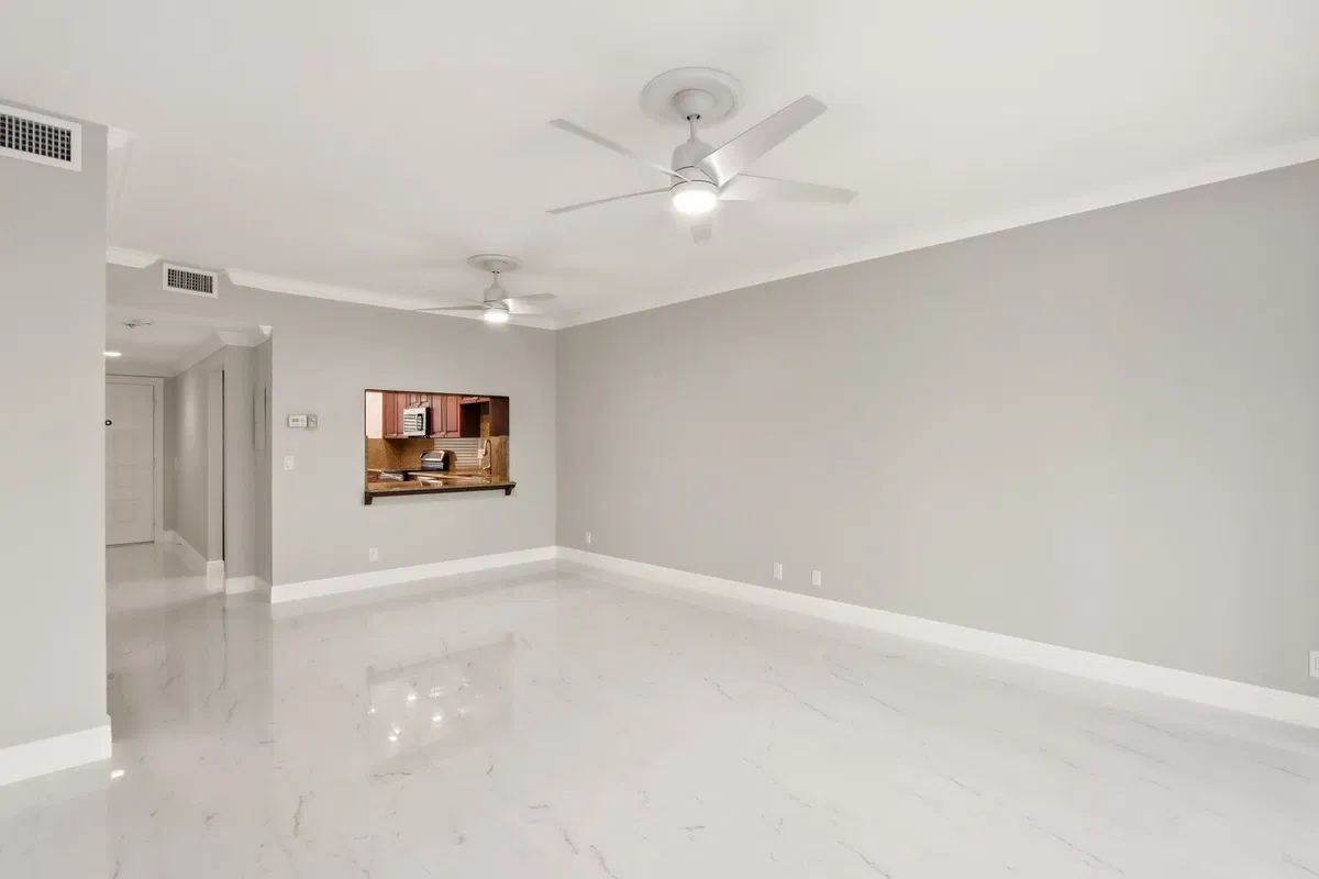 Singer Island Unit 206 photo 10