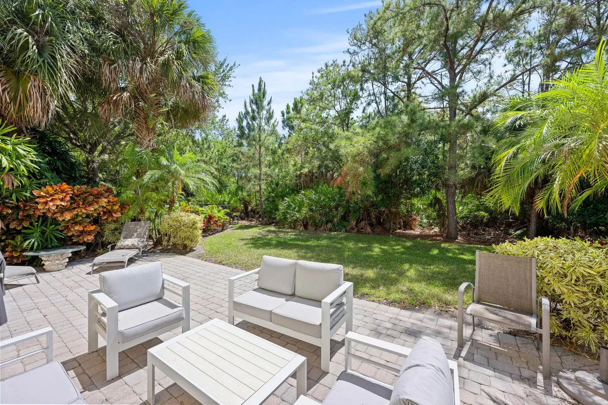 Evergrene Palm Beach Gardens Residence photo 10