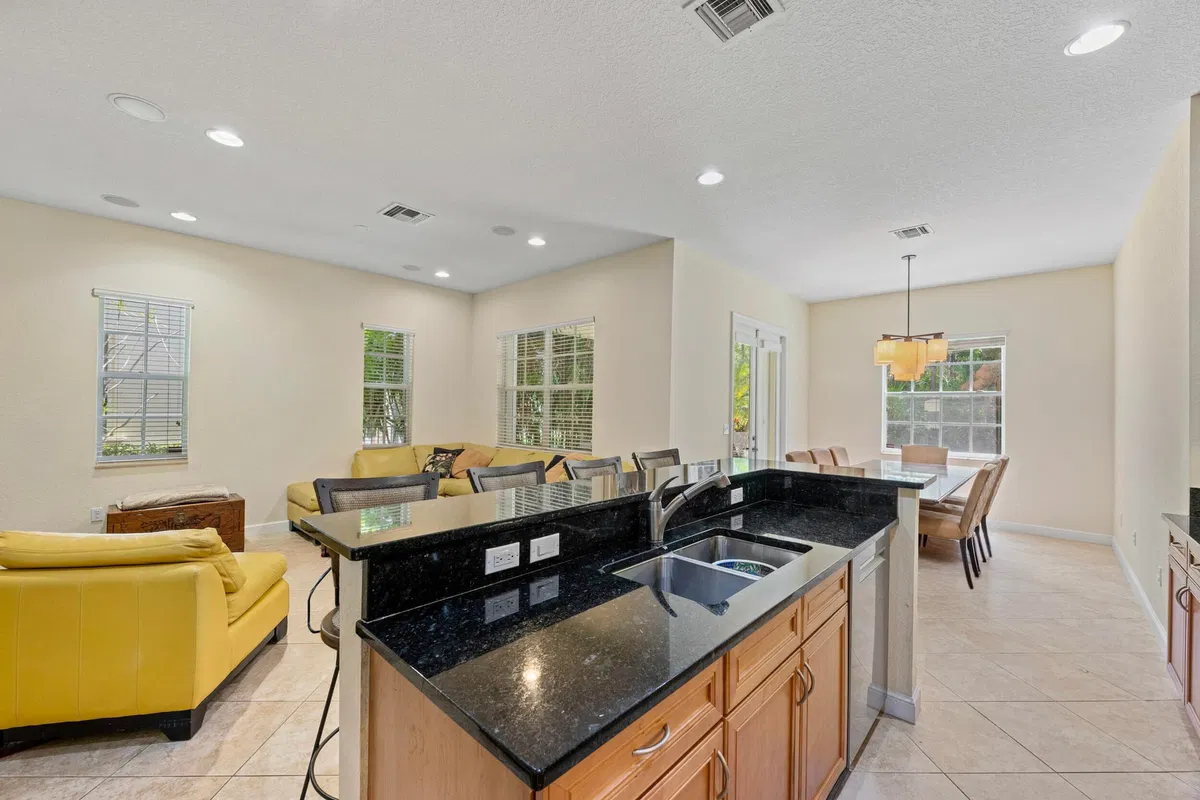 Evergrene Palm Beach Gardens Residence photo 25