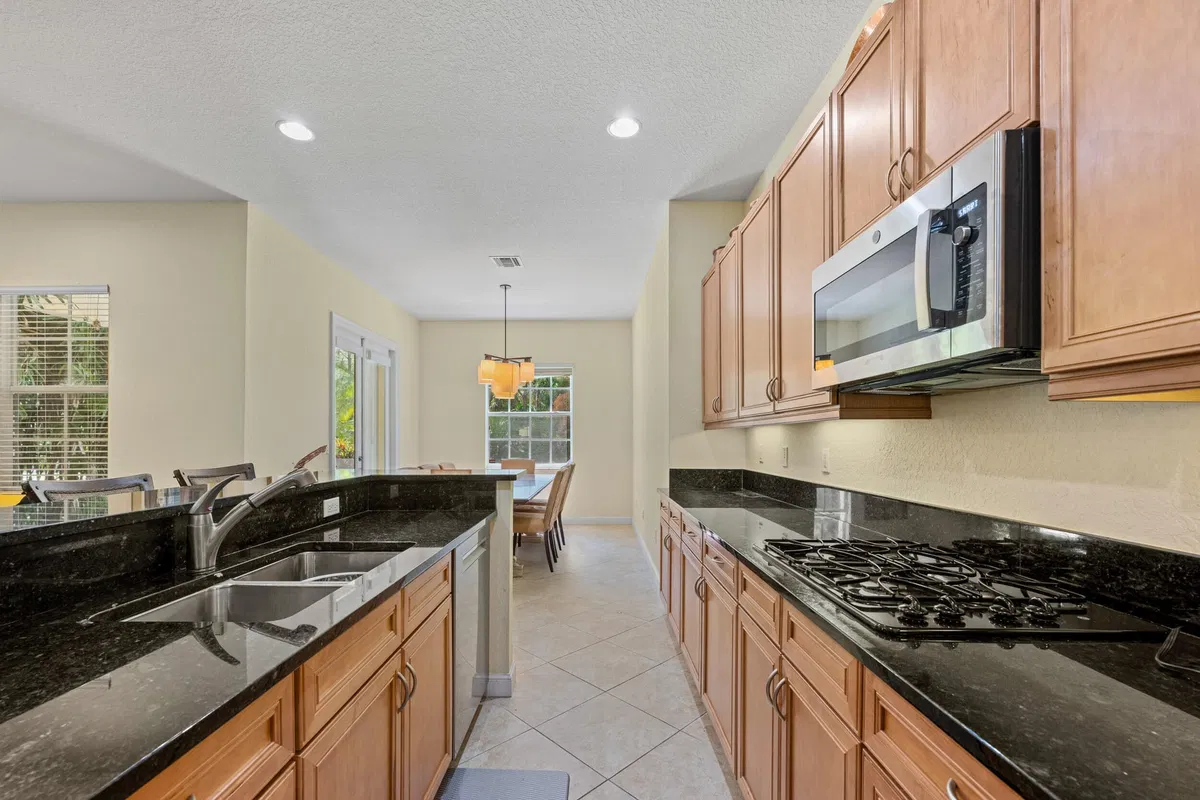 Evergrene Palm Beach Gardens Residence photo 28