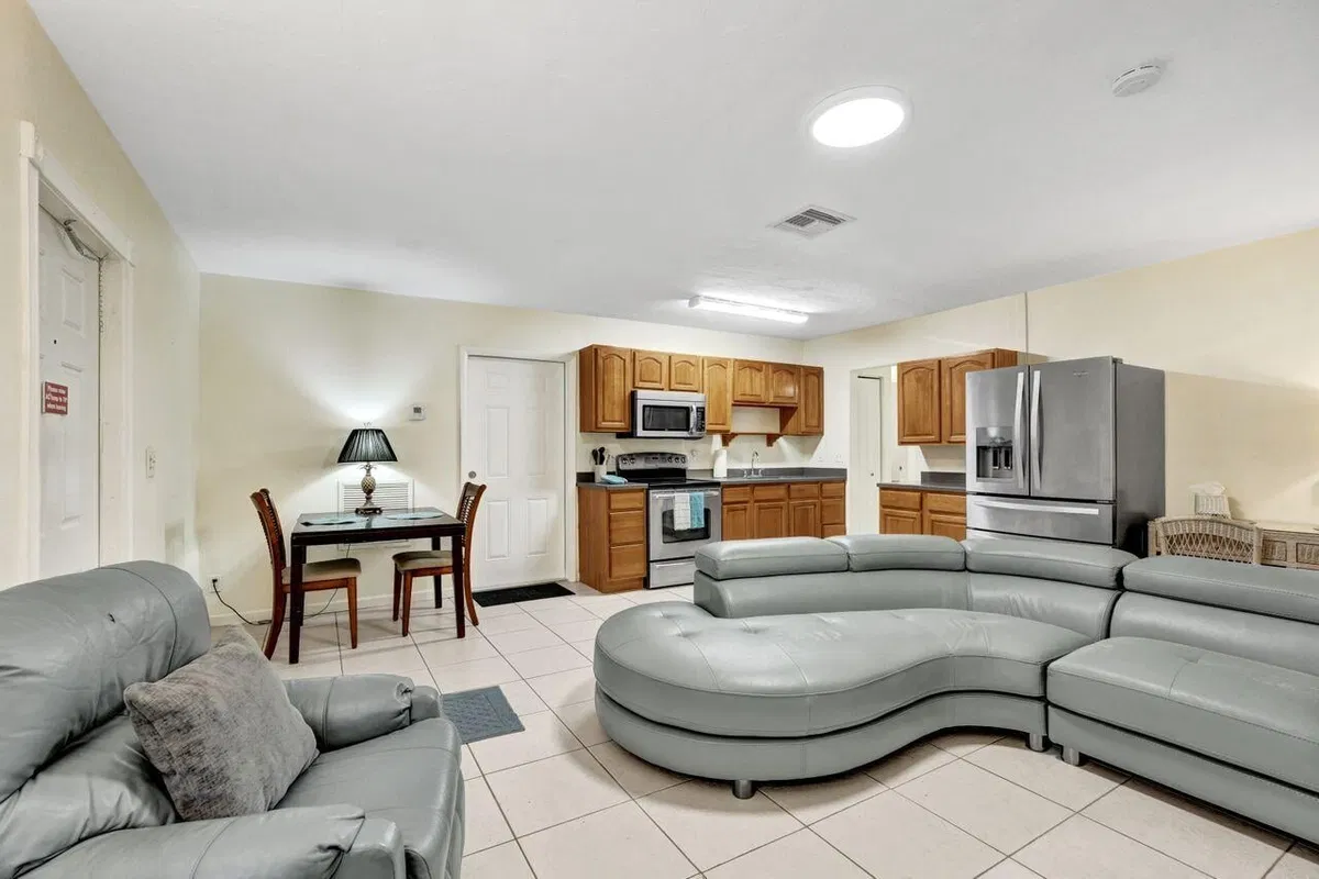 Residence photo 13
