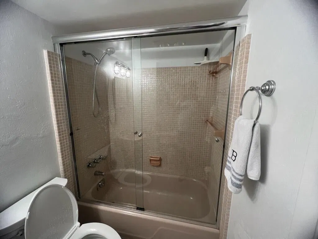 Unit 210 photo 13
