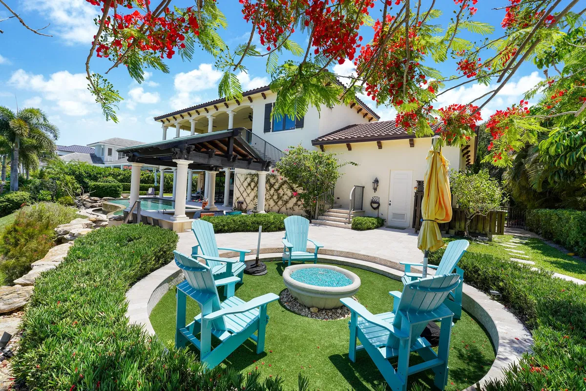 Heritage Oaks Residence photo 19