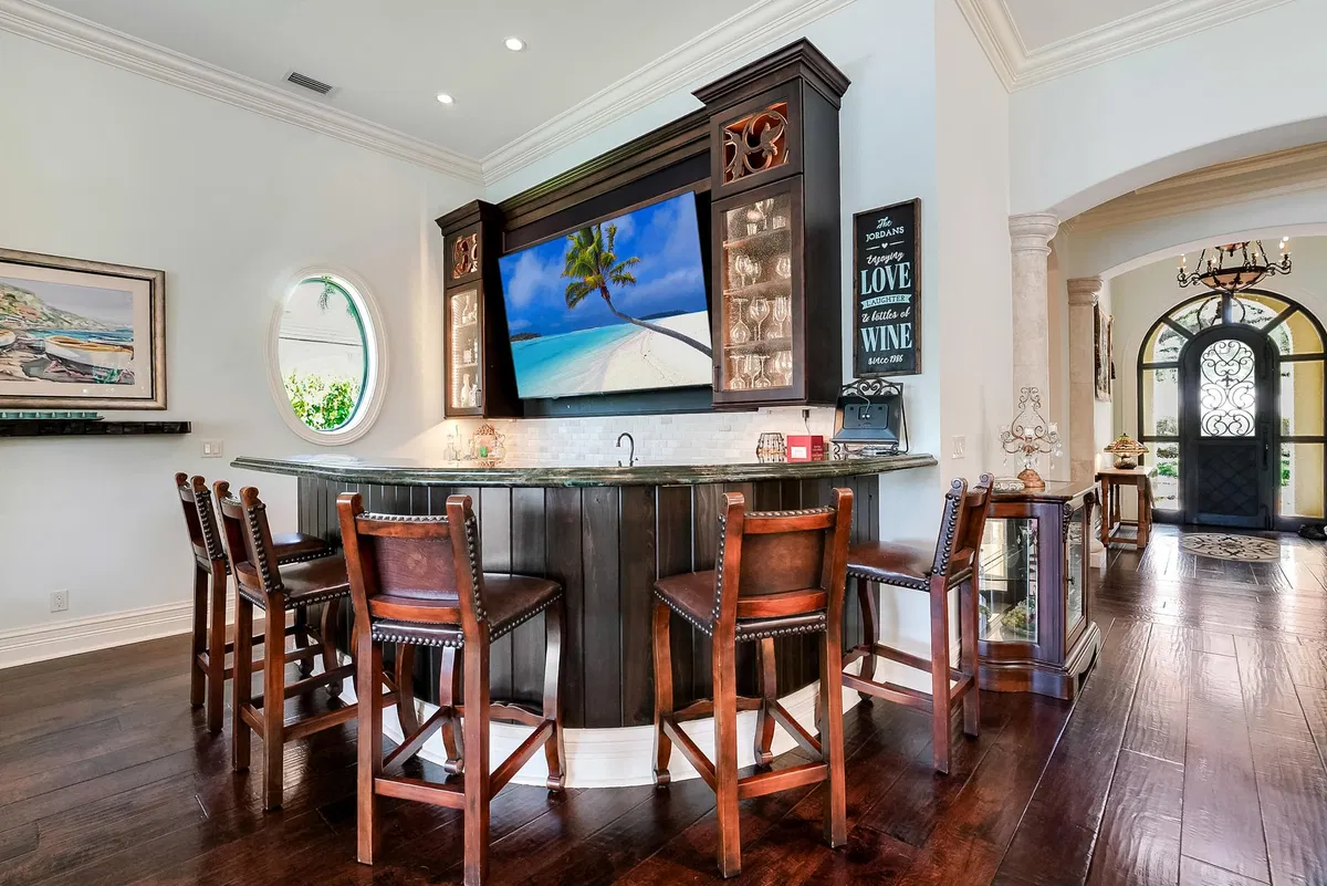 Heritage Oaks Residence photo 46