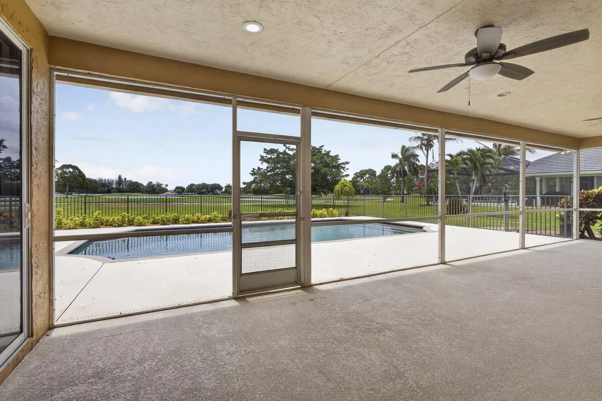 Stonewal Estates Residence photo 31