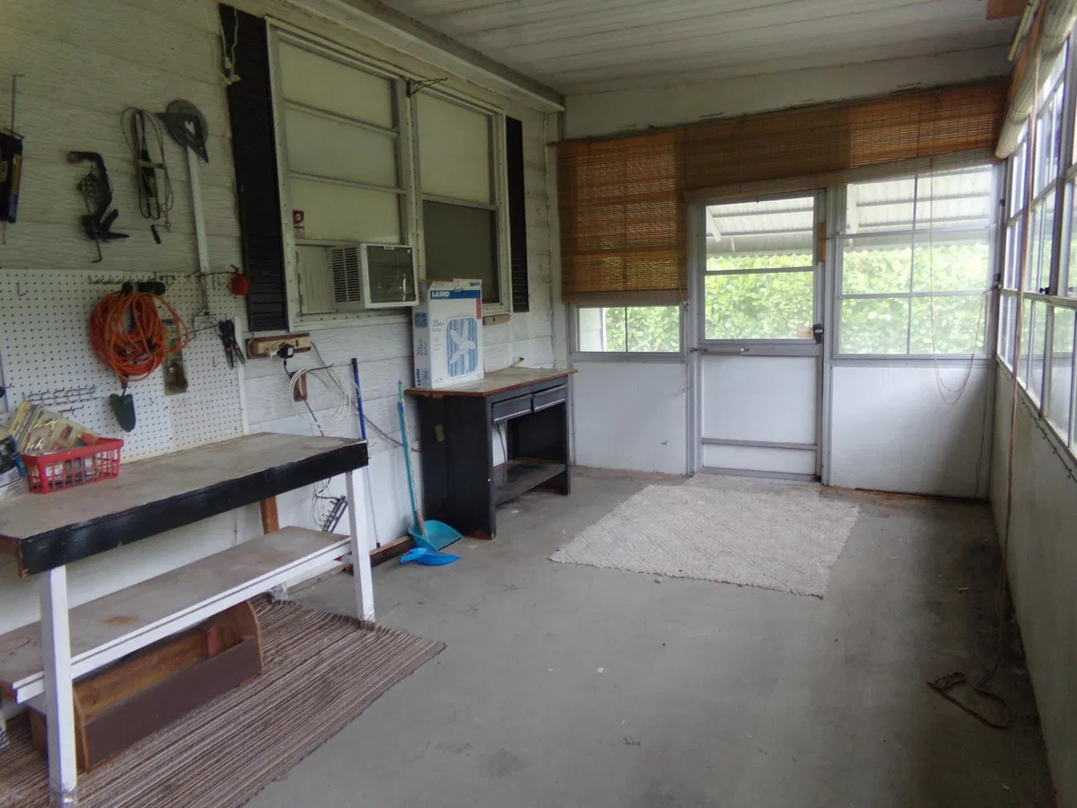Residence photo 22