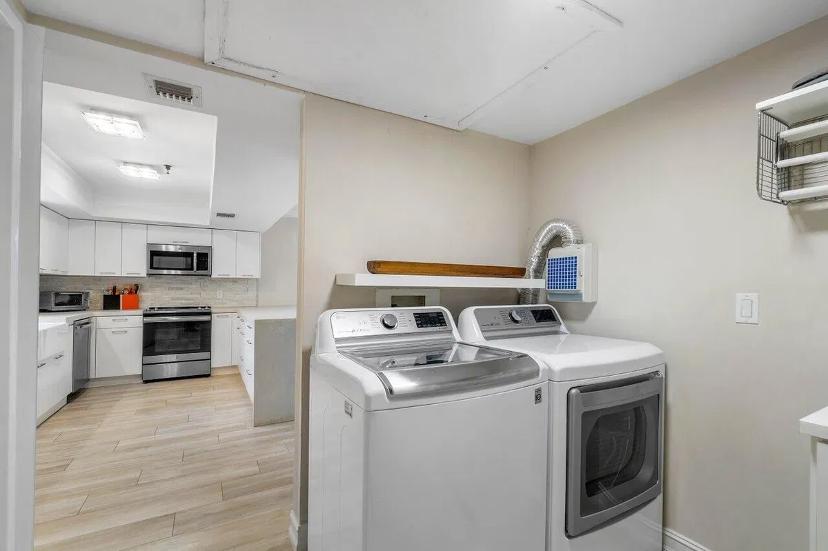 Boca Raton Unit 2b photo 19