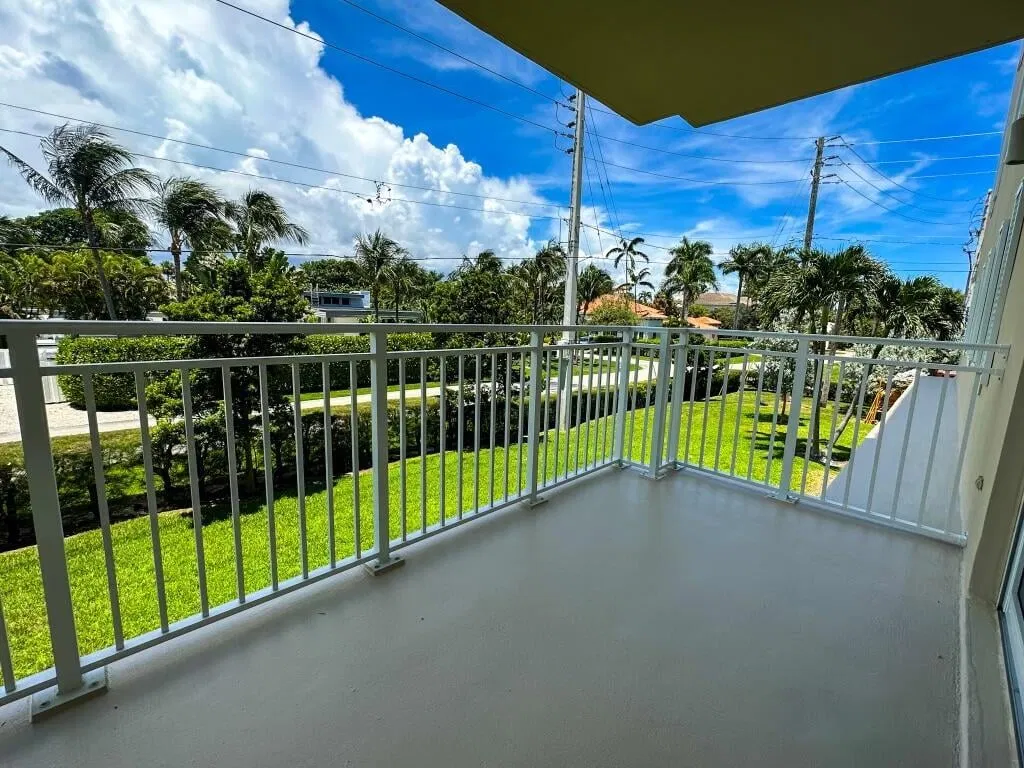 Boca Raton Unit 2b photo 31