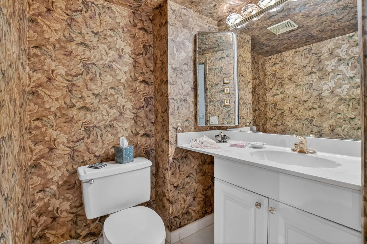 Boca Lago Country Club Homes Unit E photo 22