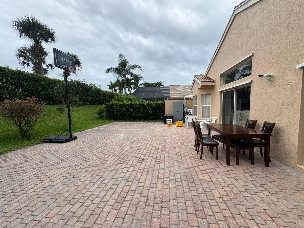 Residence photo 28