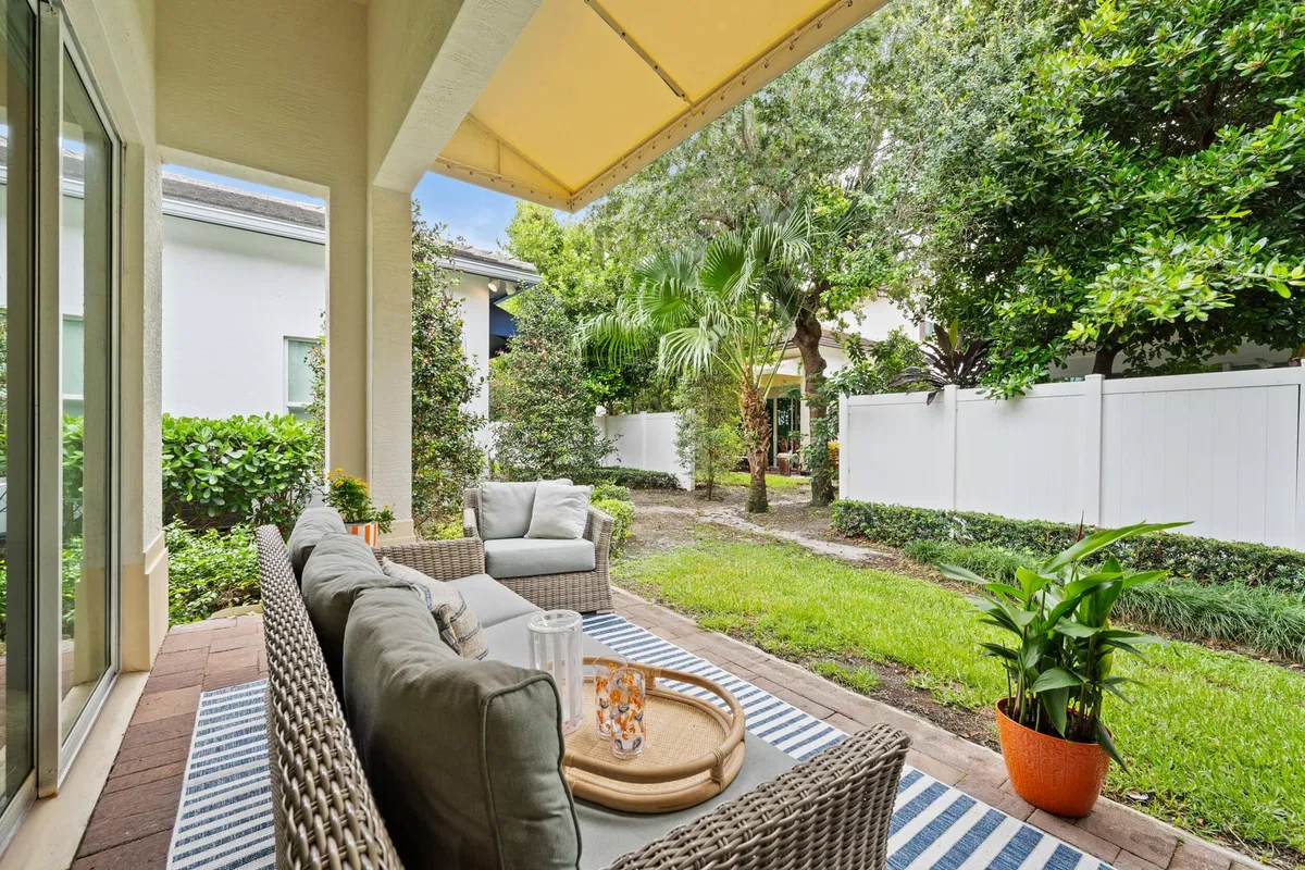 Residences at Midtown Palm Beach Gardens Residence photo 16