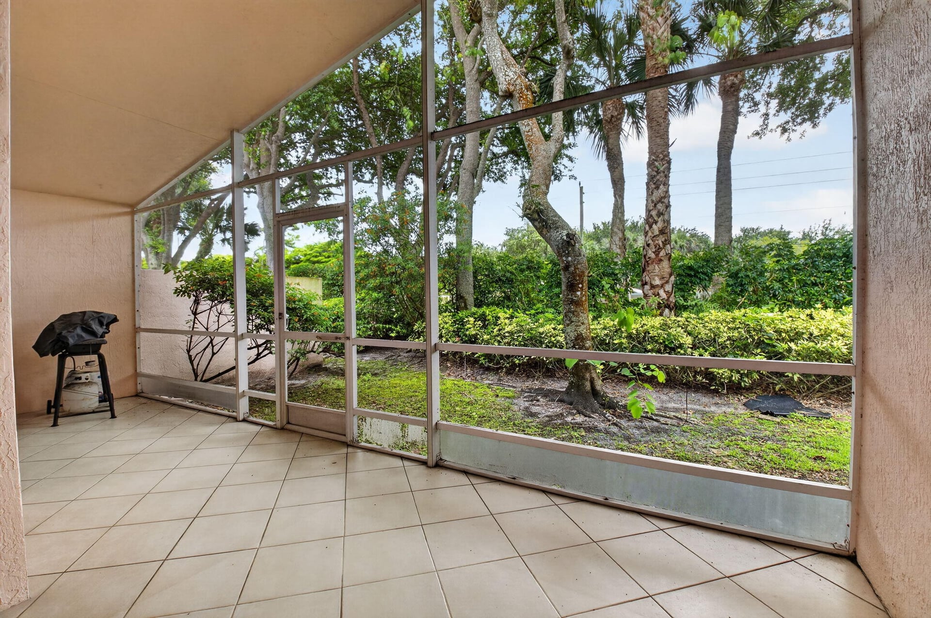 Residence photo 28