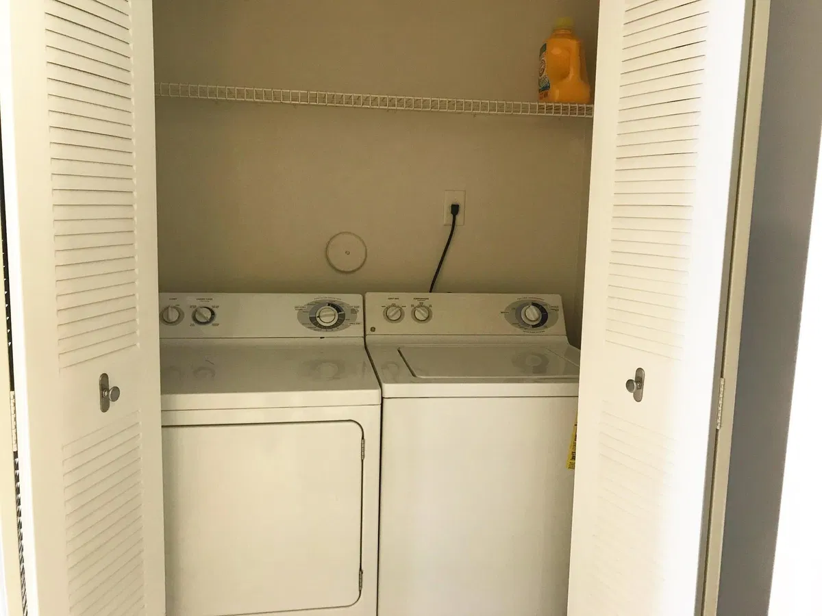 Unit 16-104 photo 4