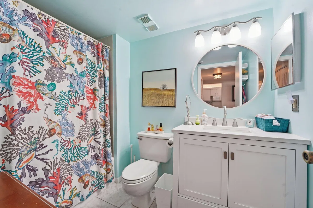Unit 307 photo 22
