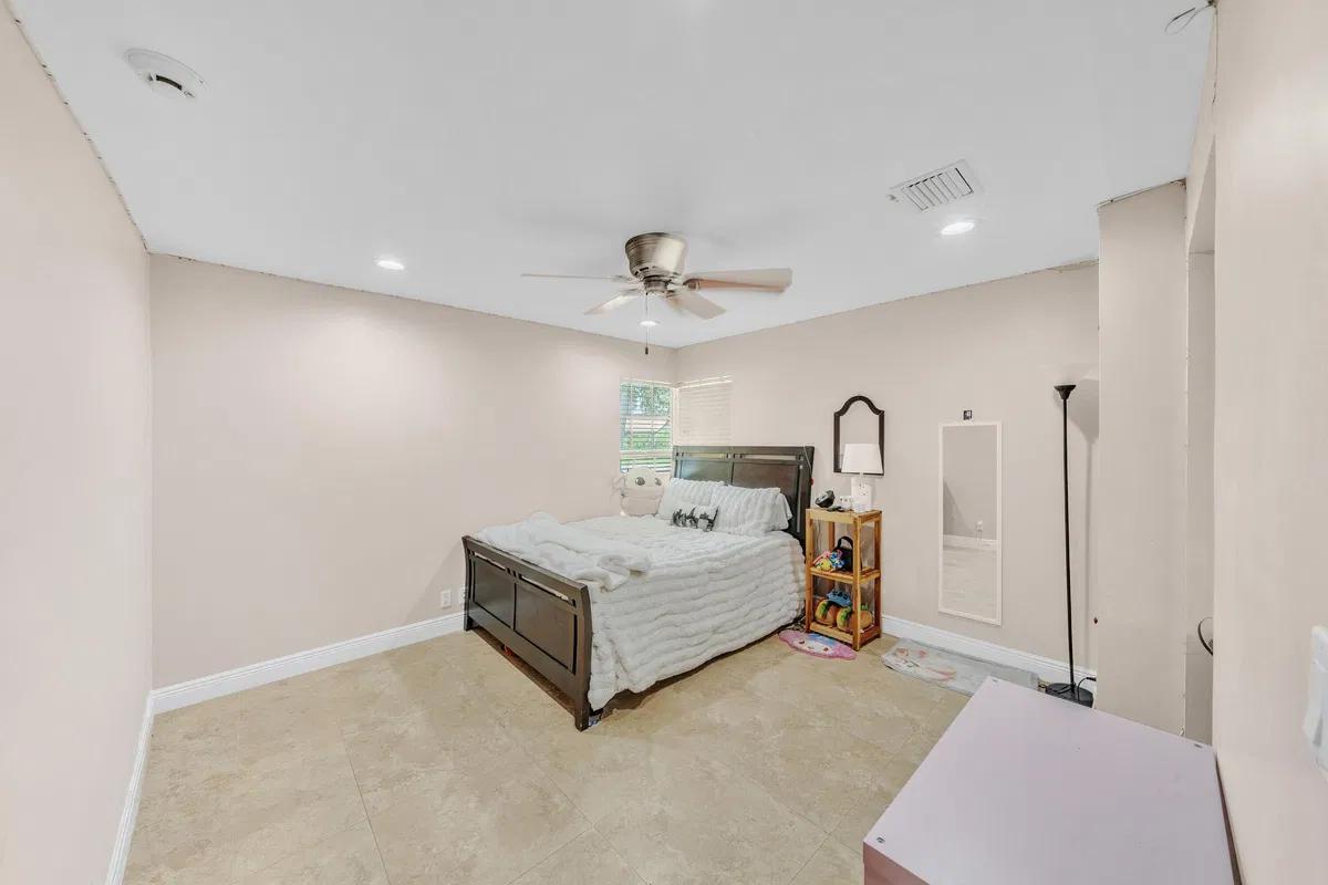 Residence photo 28