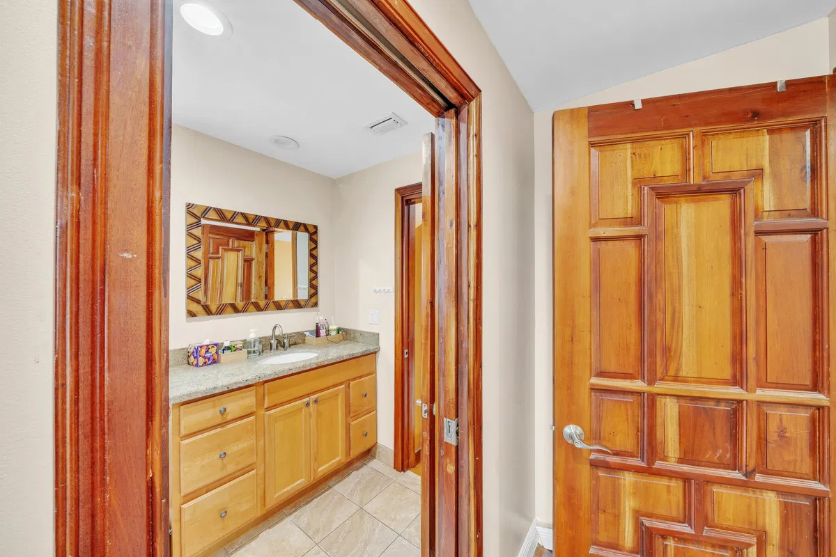 Residence photo 70